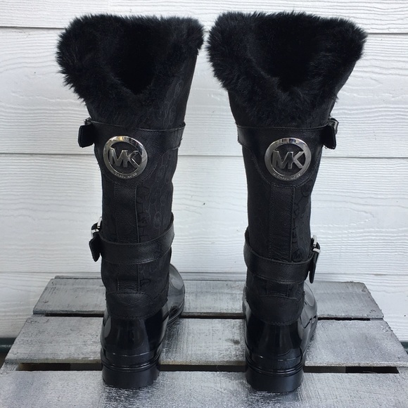 SOLDMichael Kors Fulton Mid Rain boots w/ Faux Fur - Picture 4 of 8